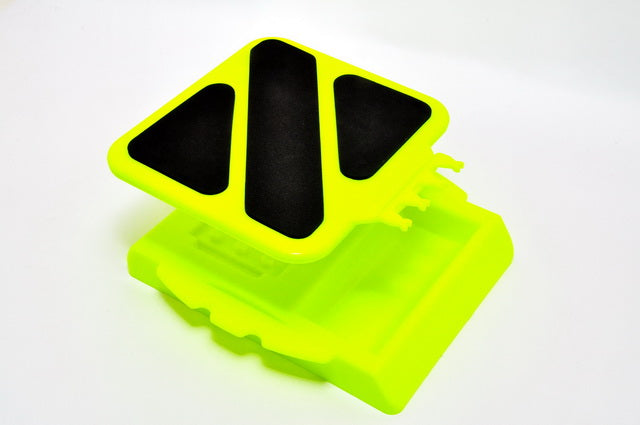 84126Y CAR STAND, YELLOW