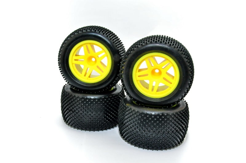 [11105Y] TT 2.0 COMPLETE TIRE WITH YELLOW WHEEL SET