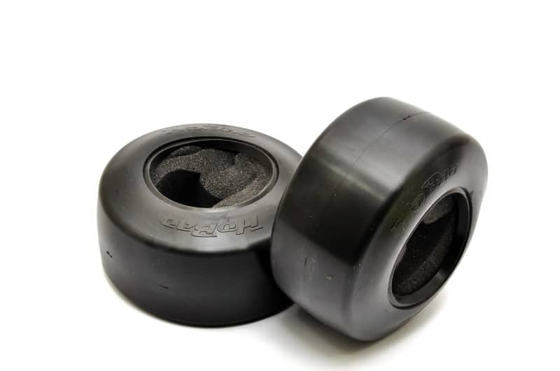 40128 BELTED REAR SLICK TIRE, 2PCS